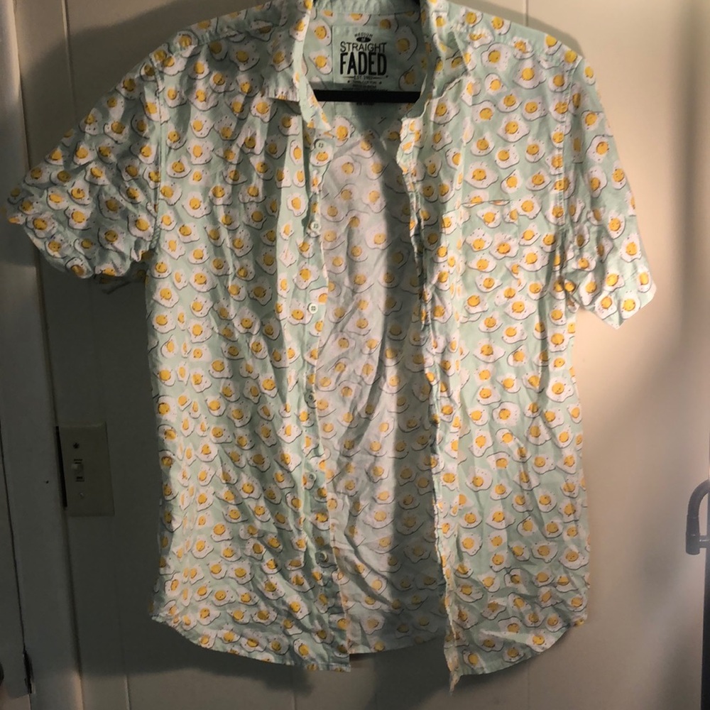 Fried egg button up